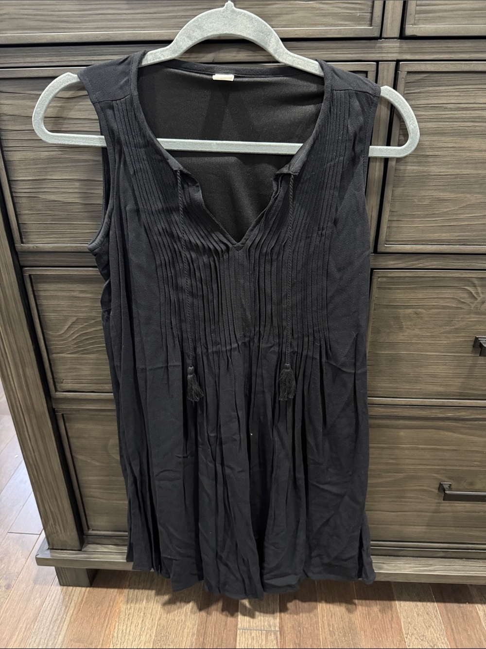 Women’s black old navy sleeveless dress size XS